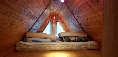Dachboden für Jugendliche  mit Matratze 160x300 cm