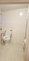 4. záchod se sprchou pro vozíčkáře